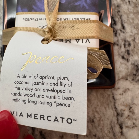 VIA MERCATO NATALE ITALIAN SOAP - Picture 2 of 5